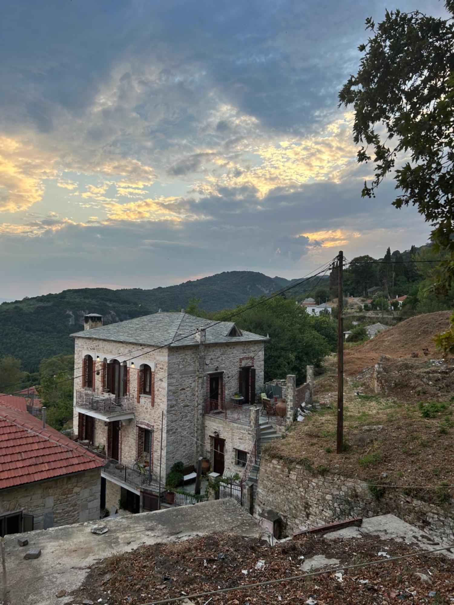 Αρχοντικό Γιούλη Apartment Mileai Exterior photo
