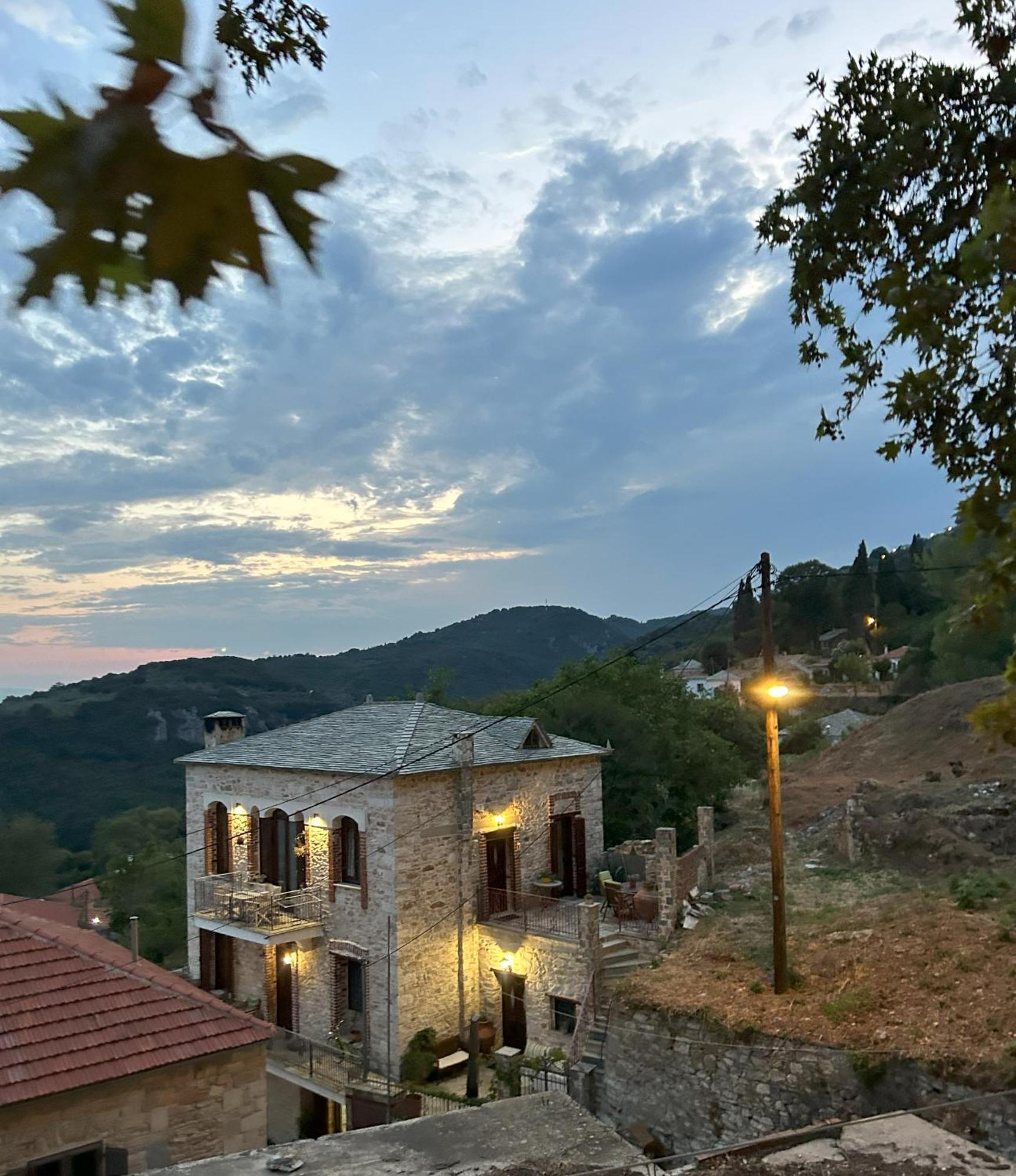 Αρχοντικό Γιούλη Apartment Mileai Exterior photo